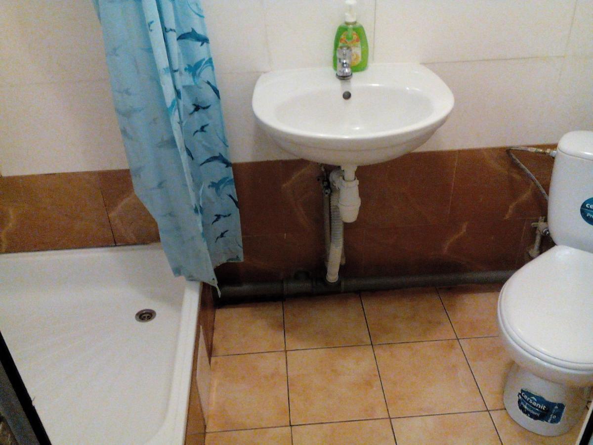 Hostel On Flotska Ивано-Франковск Экстерьер фото