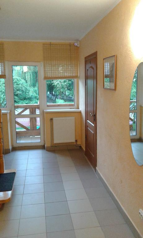 Hostel On Flotska Ивано-Франковск Экстерьер фото
