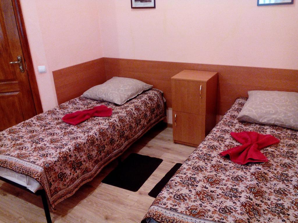 Hostel On Flotska Ивано-Франковск Экстерьер фото