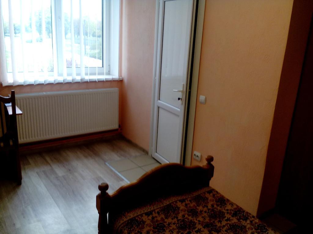 Hostel On Flotska Ивано-Франковск Экстерьер фото