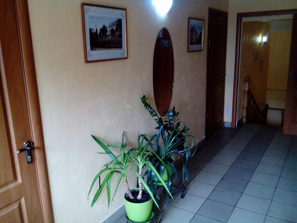 Hostel On Flotska Ивано-Франковск Экстерьер фото